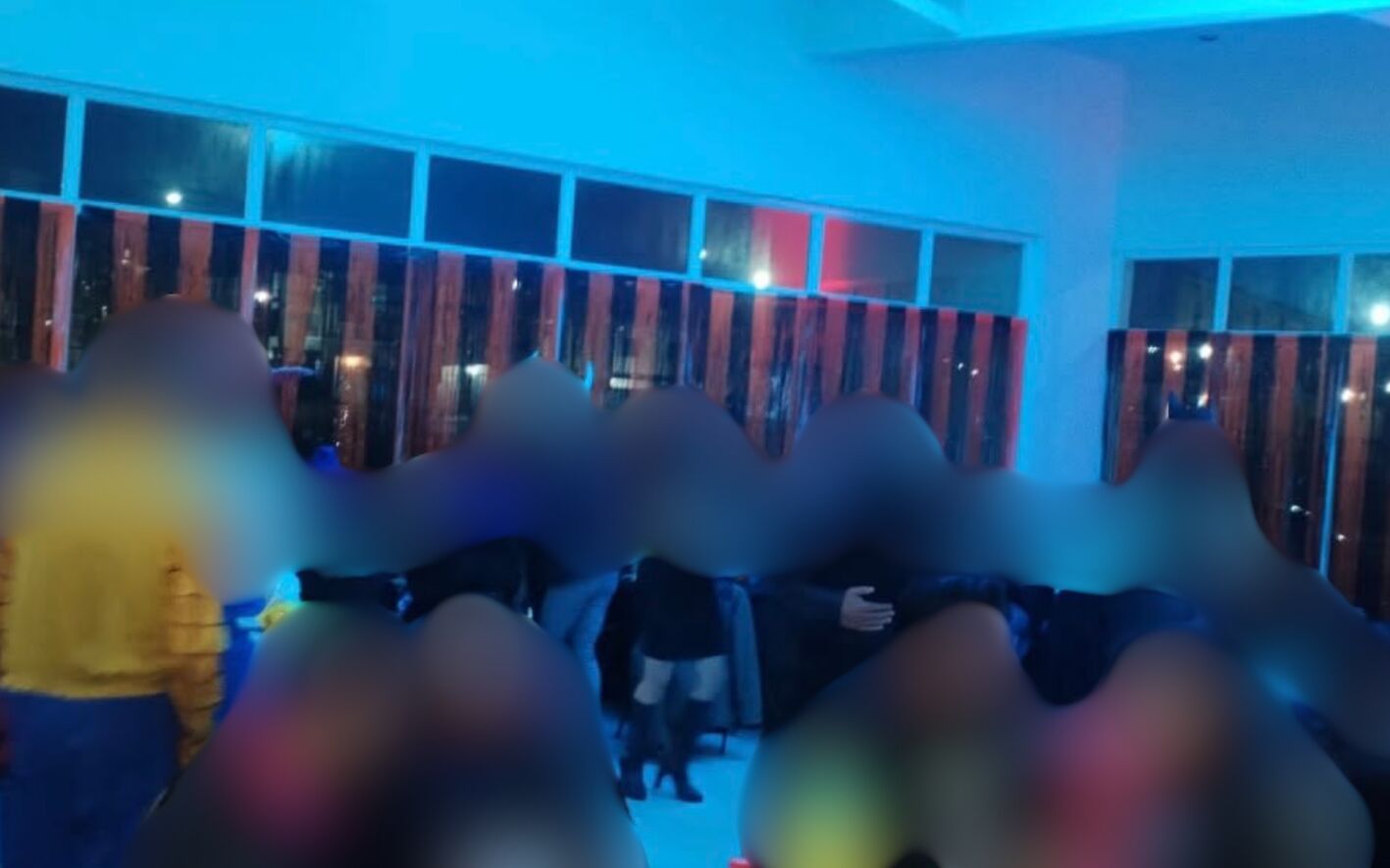 Fiesta temática para residentes